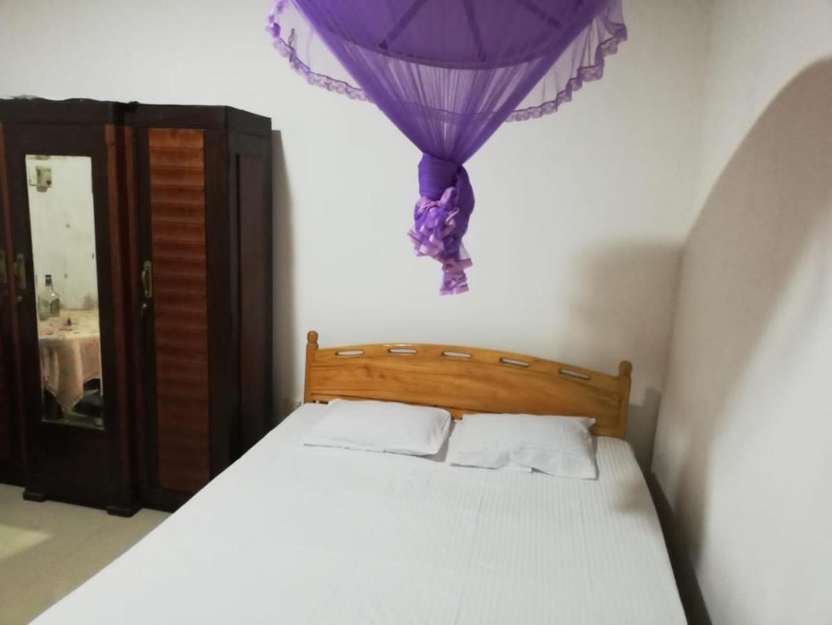 Galle Side Homestay Exterior photo