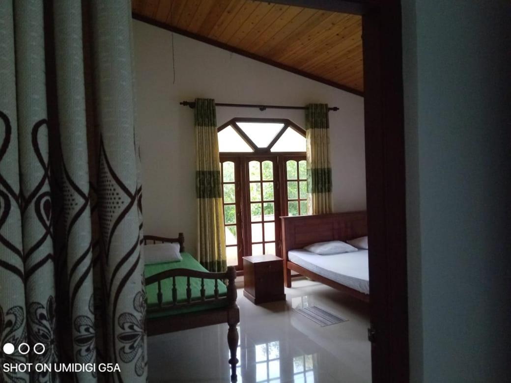 Galle Side Homestay Exterior photo